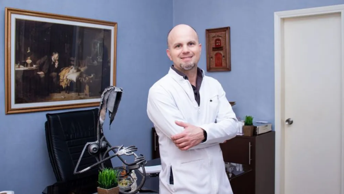 DR