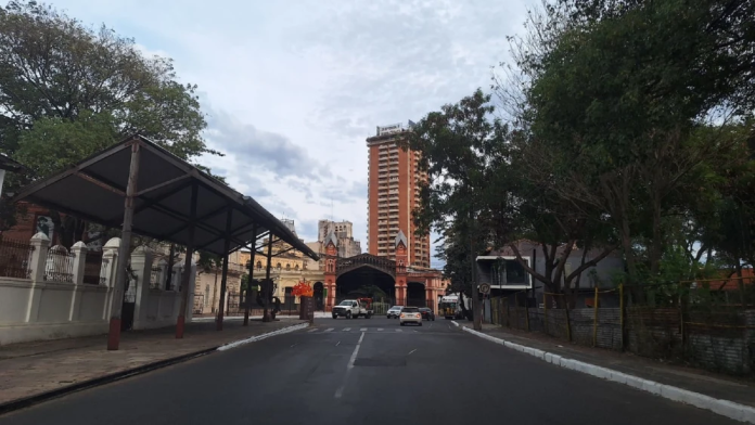 VIERNES