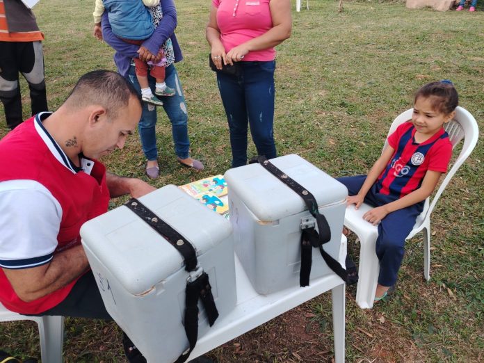 Se aplicaron vacunas contra la influenza y del esquema regular, además de entregarse medicamentos a quienes lo necesitaban. Foto: Sexta Región Sanitaria. Se aplicaron vacunas contra la influenza y del esquema regular, además de entregarse medicamentos a quienes lo necesitaban. Foto: Sexta Región Sanitaria.