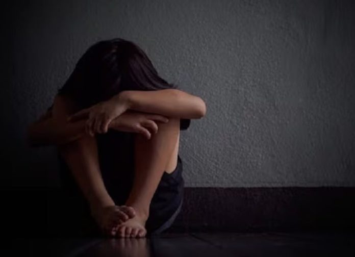 En el marco de las diligencias investigativas, la niña fue inspeccionada por un médico forense del Ministerio Público y recibió contención psicológica por parte de la psicóloga del Centro de Atención a Víctimas. Foto: Gentileza.