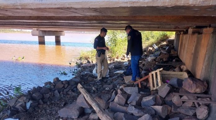 El cuerpo sin vida fue encontrado bajo el puente Santa María de Encarnación. Foto: Gentileza.