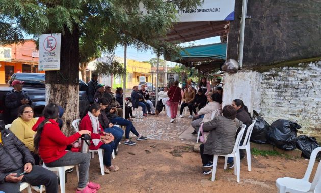 Los turnos fueron asignados con anticipación, garantizando un mejor orden y atención personalizada para cada persona. Foto: Municipalidad de San Juan Nepomuceno.