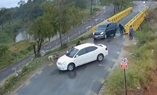 El hecho quedó registrado en circuito cerrado. Foto: Captura