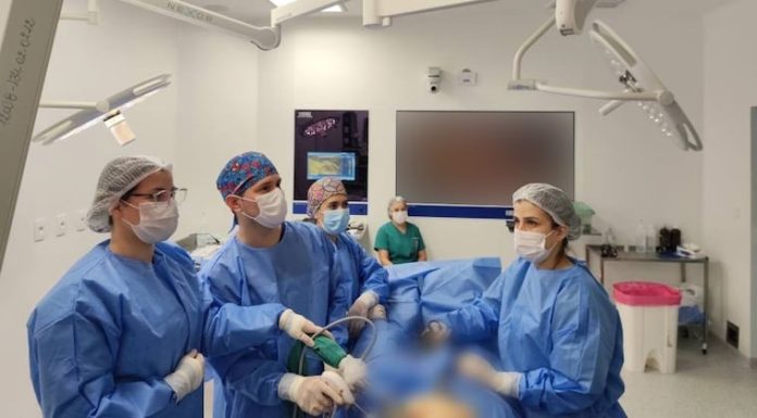 El procedimiento de coloctomía es el primero en este hospital - Foto: Gentileza