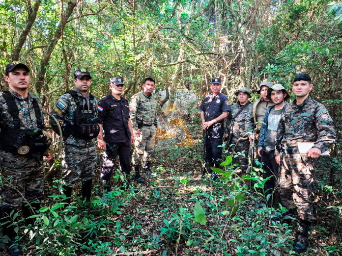 Tras recibir la denuncia, agentes policiales de la Subcomisaría 01ª de Potrero Guazú, con apoyo del Departamento Antiabigeato, la Agrupación Montada y comisarías aledañas, iniciaron un operativo de búsqueda. Foto: Redacción Suceso.