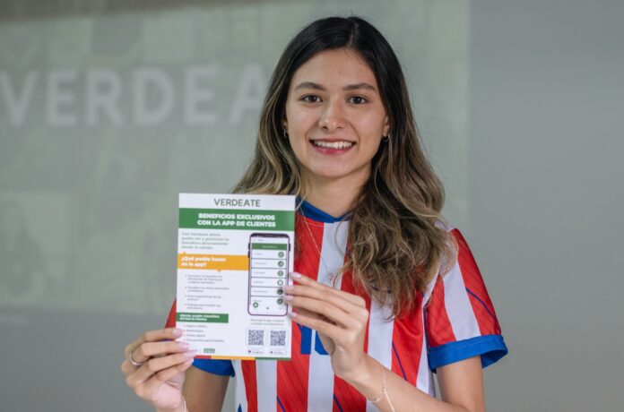 La visión de la Fundación es clara: consolidarse como un referente global en la lucha contra la pobreza, “verdeando” anualmente 300.000 indicadores y logrando que las 125.000 familias con las que trabaja vivan con dignidad para el año 2029. Foto: Fundación Paraguaya.