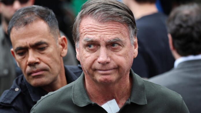 El expresidente brasileño Jair Bolsonaro fue diagnosticado de cáncer de piel Foto: AFP/Archivo