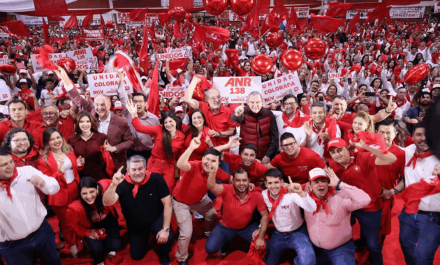 Eduardo González confirmó que son tres los precandidatos a que competirán el próximo 5 de octubre. Foto: Gentileza
