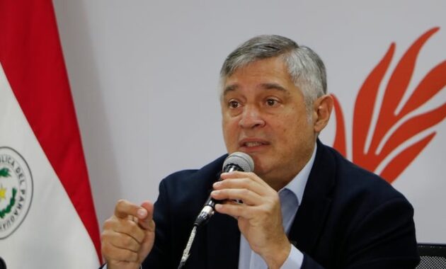 Luis Ramírez, ministro de Educación y Ciencias. Foto: archivo.