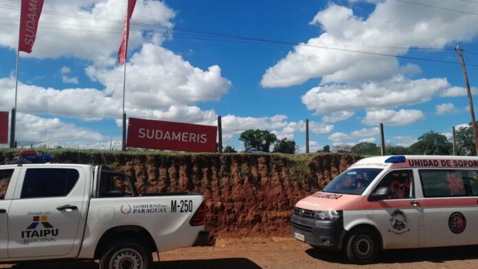Hasta el lugar acudieron efectivos de la Comisaría 25ª Planta Urbana de Independencia, junto con voluntarios del Cuerpo de Bomberos de Colonia Carlos Pfannl.Foto: Gentileza. Hasta el lugar acudieron efectivos de la Comisaría 25ª Planta Urbana de Independencia, junto con voluntarios del Cuerpo de Bomberos de Colonia Carlos Pfannl.Foto: Gentileza.