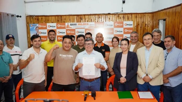 El Movimiento Conciencia Democrática Esteña proclamó este lunes la candidatura de Dani Mujica a la Intendencia de Ciudad del Este.Foto: Gentileza