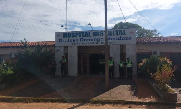 Liz Asunción Saldívar (22) se encuentra internada en el Hospital Distrital de General Elizardo Aquino. Foto: UH