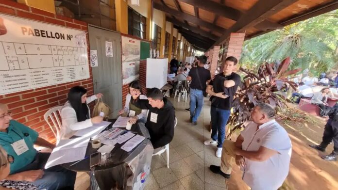 Esta siesta, el Tribunal Electoral del Alto Paraná y Canindeyú dio inicio al cómputo oficial de las actas electorales correspondientes a las elecciones municipales celebradas en Ciudad del Este.Foto: Gentileza.