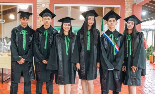 La Escuela Agrícola Autosostenible de Belén fue habilitada por el MEC para ofrecer el Bachillerato Técnico en Servicios Turísticos desde el año lectivo 2026, marcando un hito histórico al incorporar por primera vez una oferta de nivel medio reconocida oficialmente y ampliar las oportunidades educativas para jóvenes del norte del país.