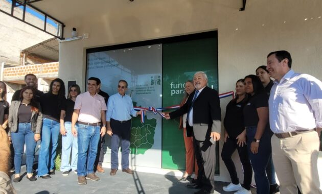 Inauguración de la oficina número 27 de la Fundación Paraguaya en Capiatá, ubicada en el barrio San Roque, un nuevo espacio destinado a fortalecer el acceso al crédito, la capacitación y las herramientas de desarrollo para emprendedores y familias de la comunidad.