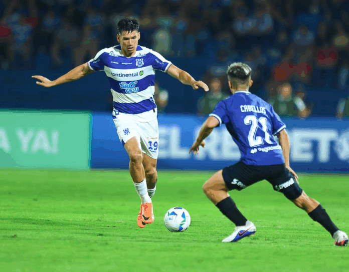 Sportivo 2 de Mayo juega contra Sporting Cristal por la vuelta de la segunda fase de la Copa Libertadores. Sportivo 2 de Mayo juega contra Sporting Cristal por la vuelta de la segunda fase de la Copa Libertadores.