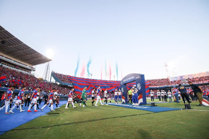 El estadio General Pablo Rojas, La Nueva Olla, será el escenario para el Superclásico que se disputará este sábado por el Torneo Apertura.Foto: Archivo. El estadio General Pablo Rojas, La Nueva Olla, será el escenario para el Superclásico que se disputará este sábado por el Torneo Apertura.Foto: Archivo.