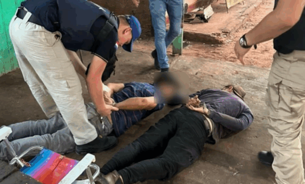 Dos hombres fueron detenidos en cinco allanamientos en simultáneos en San Pedro. Foto: Gentileza / Policía Nacional.