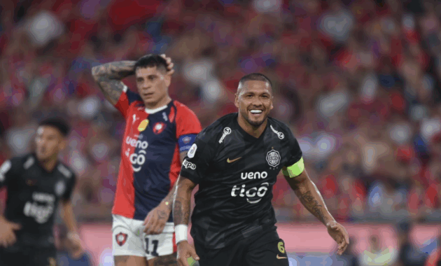 Richard Ortiz celebra el gol hecho en el superclásico.Foto: Daniel Duarte - ÚH