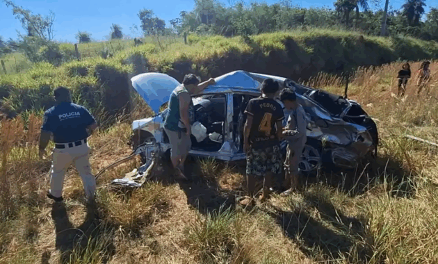 El accidente de tránsito habría sido provocado por una imprudencia sobre la ruta PY13. Foto: Robert Figueredo