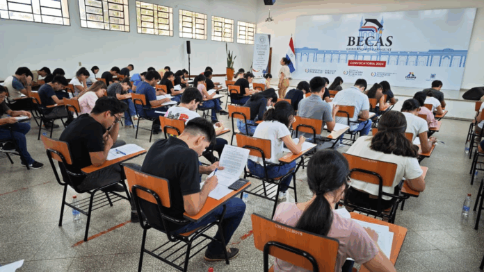 Recepción de documentos para becarios se realizará del 16 al 27 de marzo