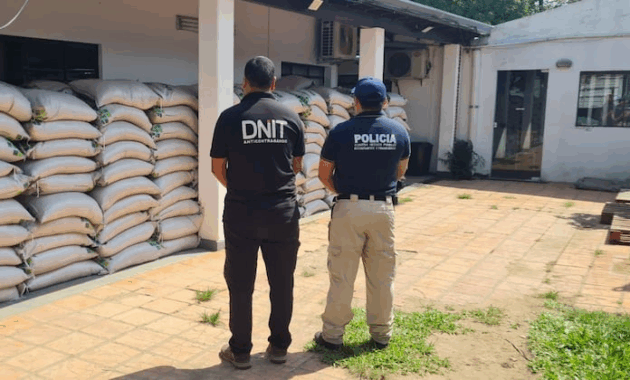 Incautan casi 20 mil kilos de azúcar de contrabando en Arroyos y Esteros