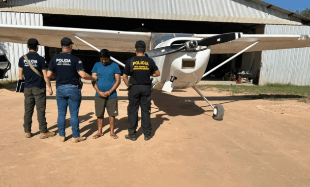 La Policía Nacional detuvo a un ciudadano boliviano e incautó una aeronave.Foto: Gentileza