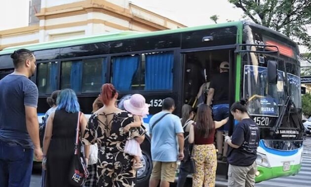 Habrá buses gratuitos para los diferentes circuitos por los museos