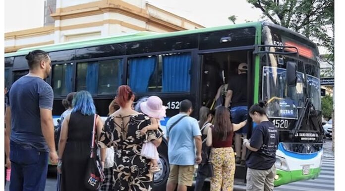 Habrá buses gratuitos para los diferentes circuitos por los museos