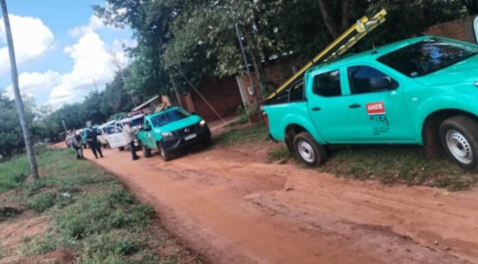 Intervienen más de 100 conexiones clandestinas en Caaguazú Intervienen más de 100 conexiones clandestinas en Caaguazú