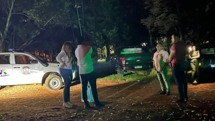 Los agentes de la Subcomisaría 3.ª del barrio Santa Ana acudieron al sitio para corroborar el hecho y recibir la denuncia para la investigación del hecho.Foto: Redes sociales.
