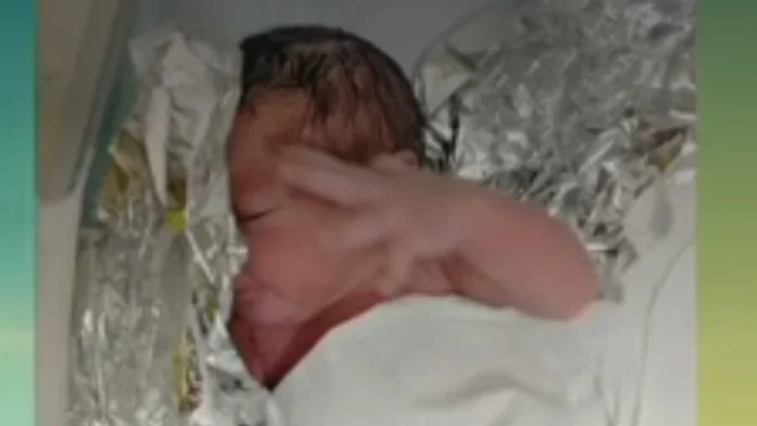 La recién nacida se encuentra en muy buenas condiciones de salud.Foto: Captura NPY.