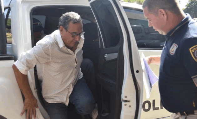 Ratificado. El ex gobernador de Central Hugo Javier González, al ingresar al penal.Foto: Archivo.