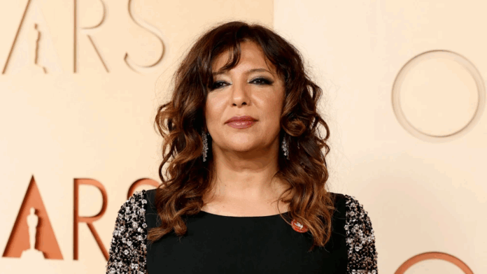 La directora tunecina Kaouther Ben Hania, de la película La voz de Hind Rajab, que disputará el premio de Película Internacional, señaló que la 98 edición de los Óscar “están desconectados de lo que pasa en el mundo”.Foto: AFP. La directora tunecina Kaouther Ben Hania, de la película La voz de Hind Rajab, que disputará el premio de Película Internacional, señaló que la 98 edición de los Óscar “están desconectados de lo que pasa en el mundo”.Foto: AFP.