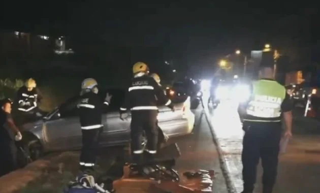 Adolescente choca contra motociclista al intentar salvar a su madre. Foto: Captura de video / Telefuturo.