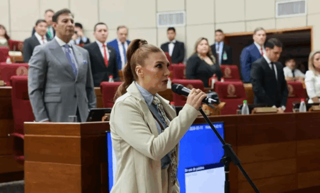 Guadalupe Aveiro juró como senadora en reemplazo de Erico Galeano, condenado por vínculos con el narcotráfico. Foto: Senado/Gentileza.