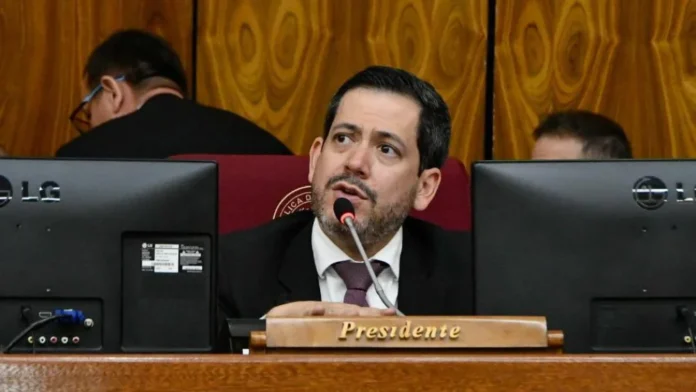 El presidente de la Cámara Baja, Raúl Latorre, convocará una sesión extraordinaria este martes. Foto: Raul Latorre El presidente de la Cámara Baja, Raúl Latorre, convocará una sesión extraordinaria este martes. Foto: Raul Latorre