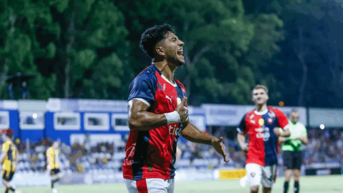 Cecilio Domínguez viene de marcar un doblete en la fecha pasada.Foto: Gentileza - APF Cecilio Domínguez viene de marcar un doblete en la fecha pasada.Foto: Gentileza - APF