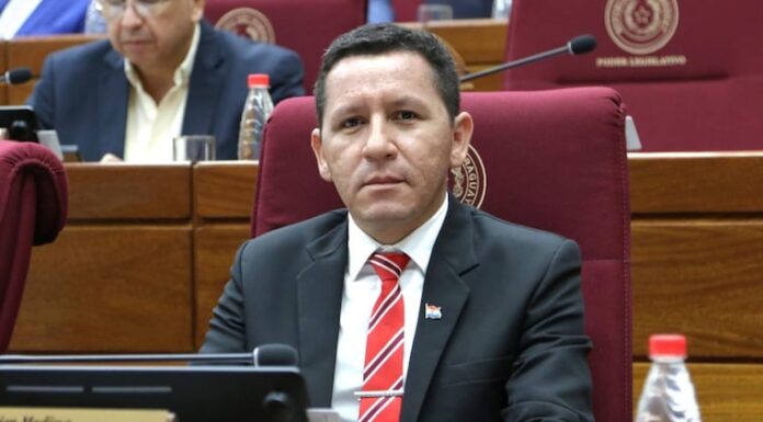 El senador Javier “Chaqueñito” Vera continuará en el Senado. Foto: archivo. El senador Javier “Chaqueñito” Vera continuará en el Senado. Foto: archivo.