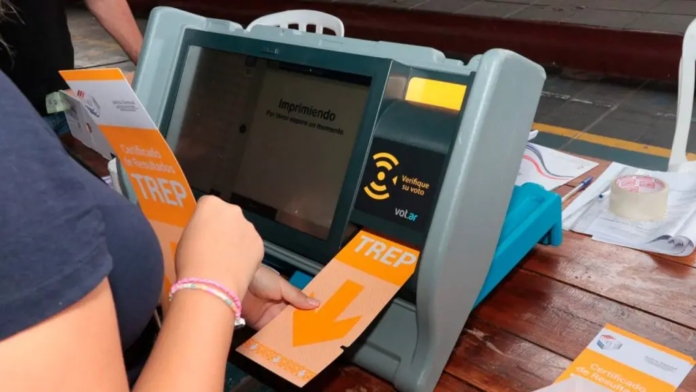 Las máquinas de votación electrónica serán utilizadas para las internas partidarias. FOTO: ARCHIVO Las máquinas de votación electrónica serán utilizadas para las internas partidarias. FOTO: ARCHIVO