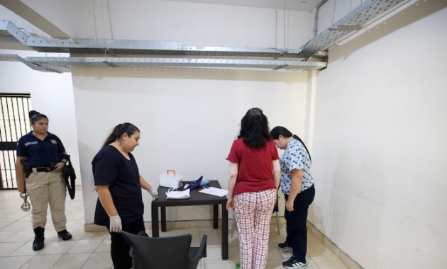 Dalia López, en la cárcel de mujeres. Foto: Ministerio de Justicia.