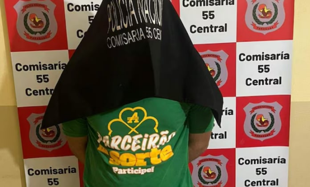 El hombre quedó en el motel como garantía de pago y luego fue enviado a la comisaría.