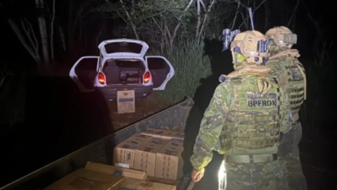 Un operativo de la Policía Militar del estado de Paraná permitió desarticular una maniobra de contrabando en aguas del Lago de Itaipú.Foto: Gentileza Un operativo de la Policía Militar del estado de Paraná permitió desarticular una maniobra de contrabando en aguas del Lago de Itaipú.Foto: Gentileza