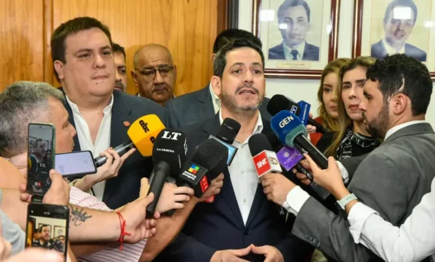 Conferencia de prensa en Diputados de Latorre y gobernadores.Gentileza