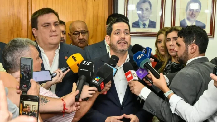 Conferencia de prensa en Diputados de Latorre y gobernadores.Gentileza