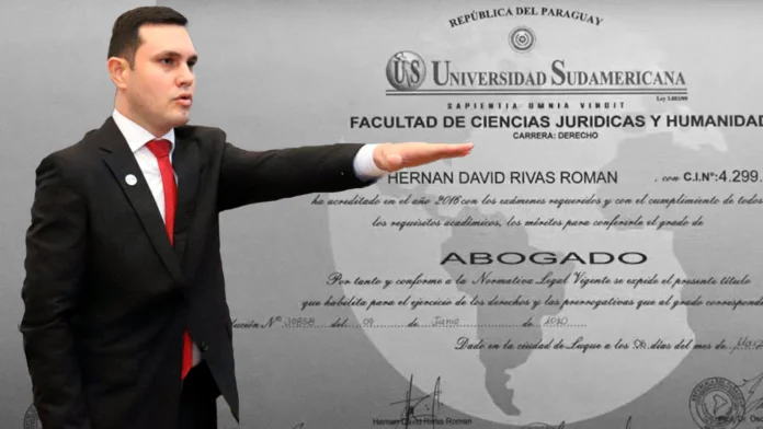 Foto del título falso del senador colorado Hernán Rivas.Foto: Archivo ÚH.