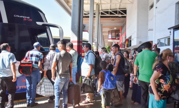 Ajuste. Viajar al interior del país será un 10% más caro, anuncia la Dinatran.Rodrigo Villamayor Roa.