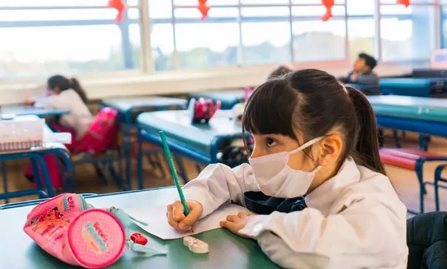Cuidados. Es importante que todas las medidas de prevención y las recomendaciones sean tenidas en cuenta en las aulas para evitar contagios masivos de males respiratorios.