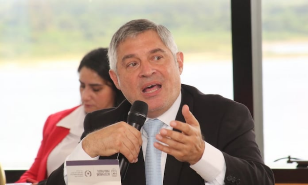 MEC confirma 250 títulos falsos y envía casos a la Justicia