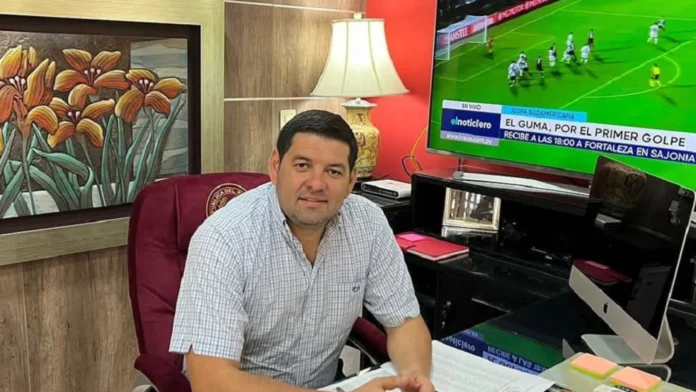 José Talavera, precandidato a intendente de Itakyry, sufrió un atentado. Foto: Facebook / José Talavera. José Talavera, precandidato a intendente de Itakyry, sufrió un atentado. Foto: Facebook / José Talavera.